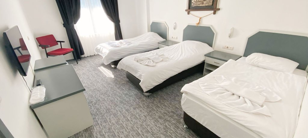 standart oda (3 tek yataklı oda )